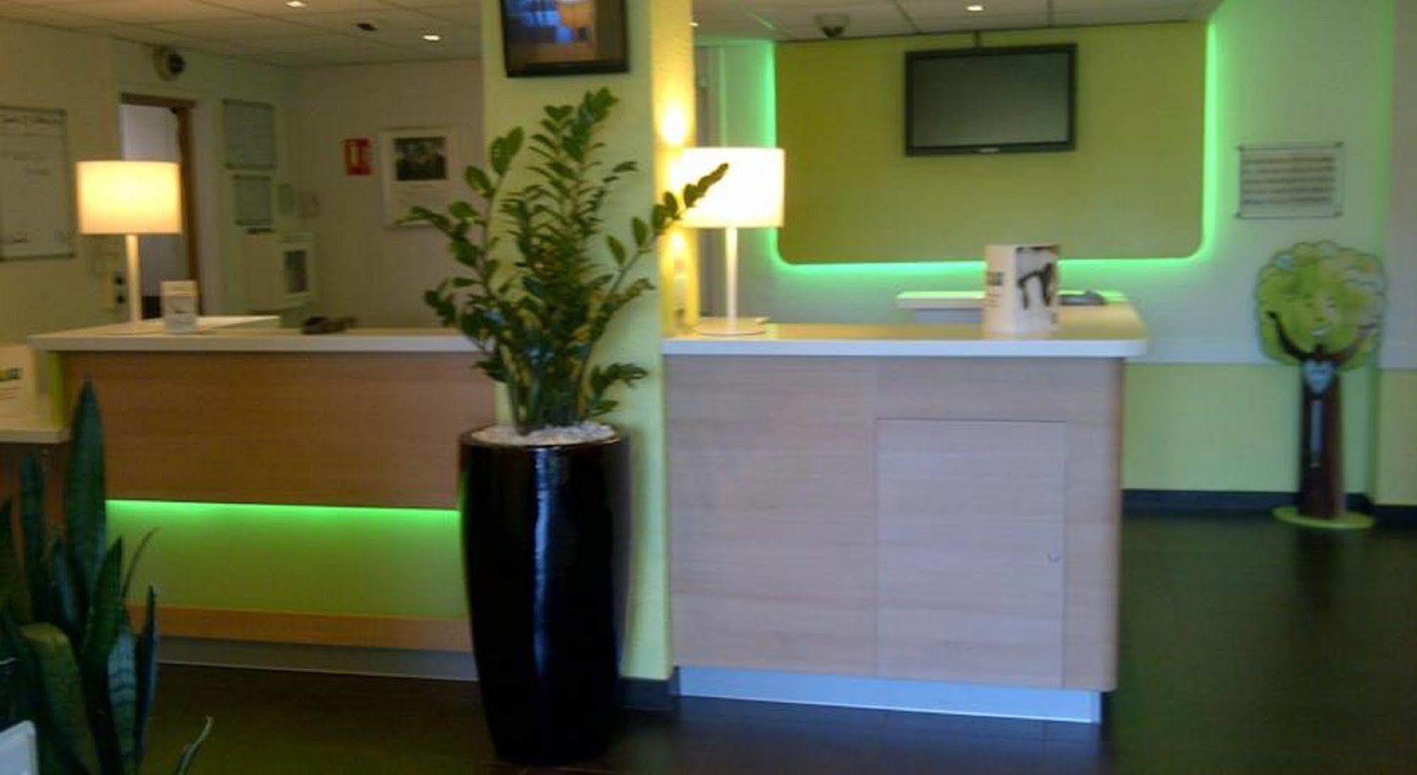 Ibis Budget - Porte De Bagnolet Ngoại thất bức ảnh