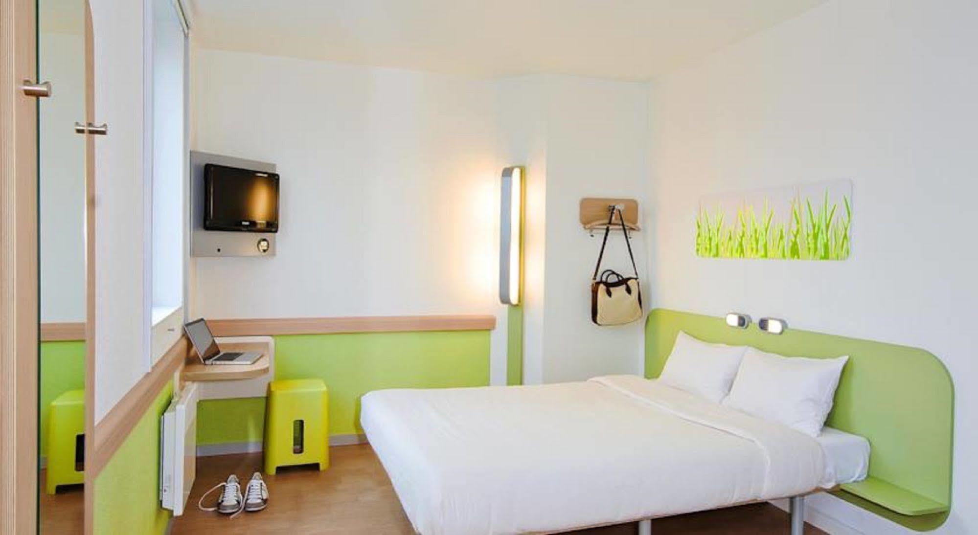 Ibis Budget - Porte De Bagnolet Ngoại thất bức ảnh